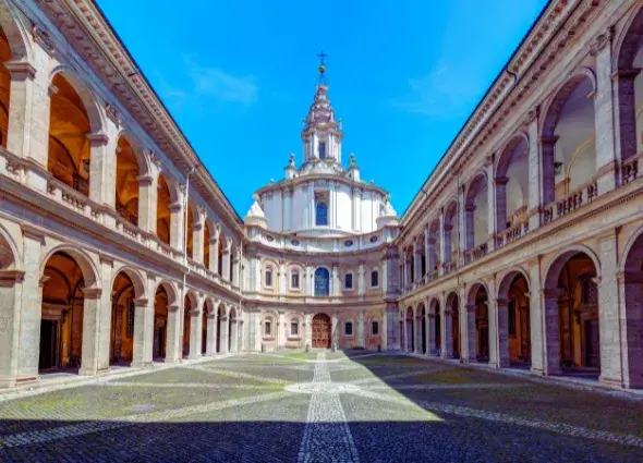 Gaia Demurtas fue titulada en 2004 por la Universidad "La Sapienza" en Roma, Italia. Desde entonces, ha combinado Constelaciones Familiares con la Psicología durante sus sesiones de consulta y talleres prácticos, obteniendo un enfoque más amplio en el ámbito del Desarrollo Personal.